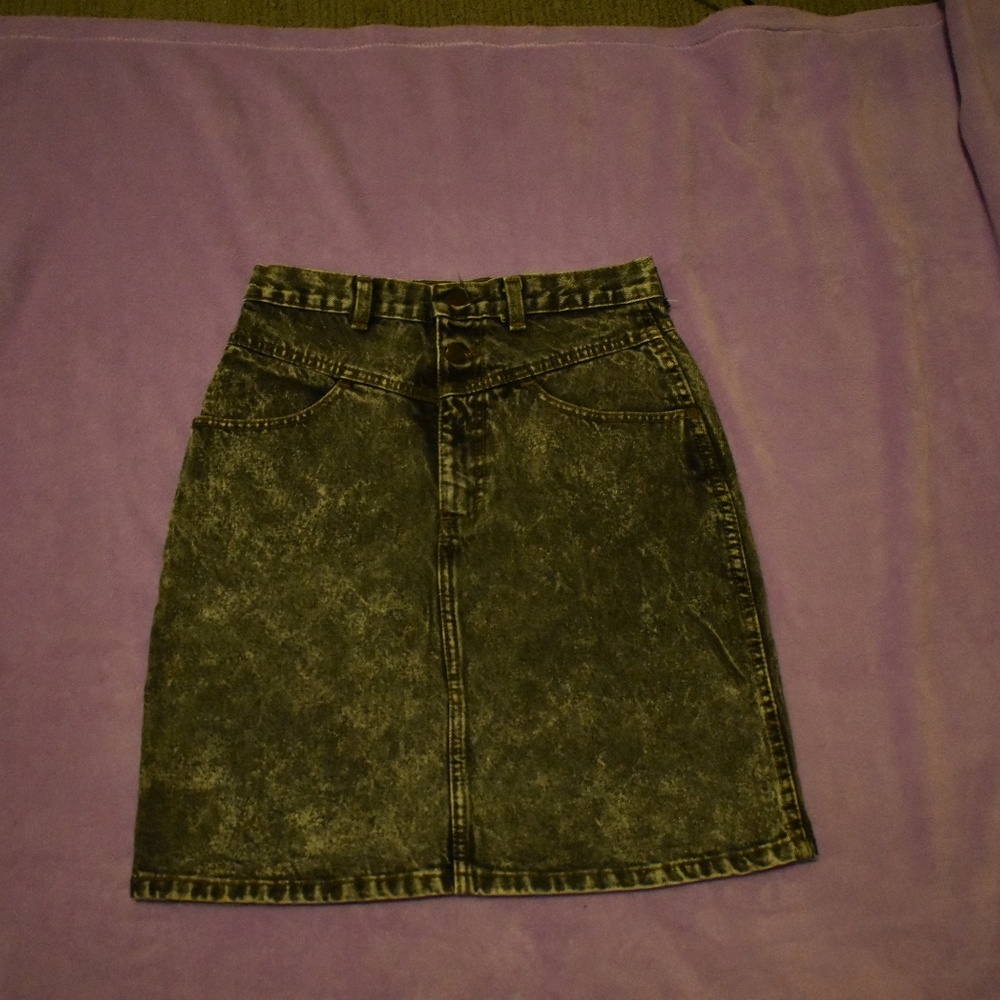 Acid Wash Black/Gray Denim Skirt
